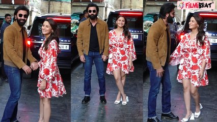 Alia Bhatt Post Baby Heels पहनने पर Troll, Ranbir के साथ पहुंची Christmas Lunch पर! | FilmiBeat