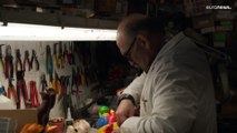 España | Cierra el último hospital de muñecas después de medio siglo de reparar juguetes
