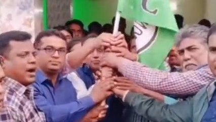 মুর্শিদাবাদ : কংগ্রেস ছেড়ে তৃণমূলে যোগদান শতাধিক কর্মীর