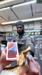 Spreading ❤️ in Paris!