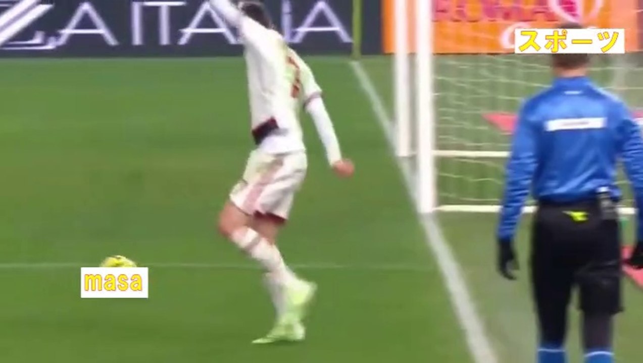 サッカー驚きのプレー