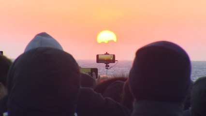 간절곶에서 3년 만에 노마스크 해맞이 / YTN