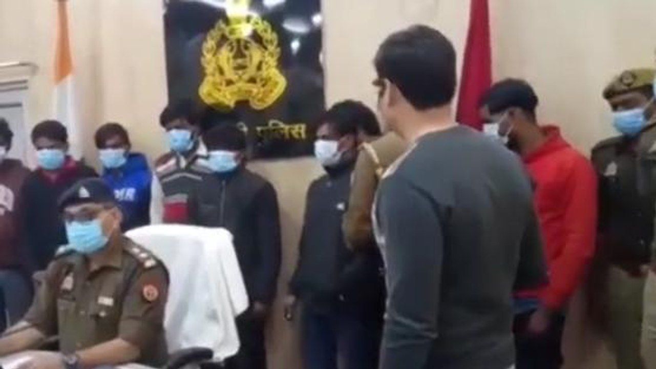 बाराबंकी: 8 शातिर अभियुक्तों को मादक पदार्थ व अवैध तमंचा के साथ पुलिस किया गिरफ्तार