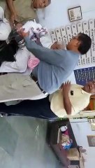 VIDEO: बुजुर्गों को नाश्ता किट्स वितरित