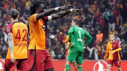 Aslan, Fenerbahçe'yi zirveden indirdi! İstanbulspor'u 2-1 mağlup eden Galatasaray, Süper Lig'in lideri oldu