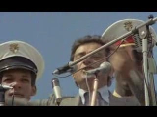 L'aventure c'est l'aventure - la politique c'est du show