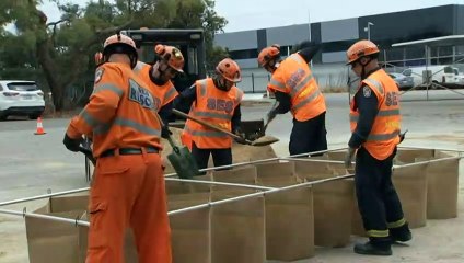 Evacuation orders issued as Murray due to peak in Renmark