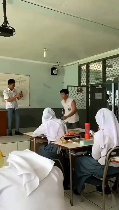 Random people +62