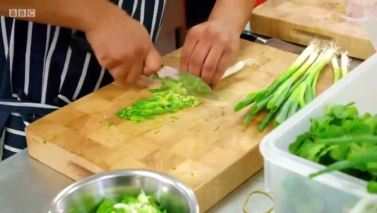 Million Pound Menu - Se2 - Ep01 - The Duck Truck, BBQ Dreamz $$ Jah Jyot - Fast Casual HD Watch HD Deutsch