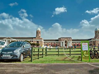 Watch the Best Scenes from Bollywood's 'Student of the Year 2' 🎬