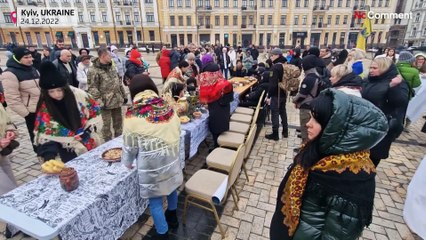 شاهد: مأدبة عيد ميلاد للتظاهر ضد روسيا في وسط كييف