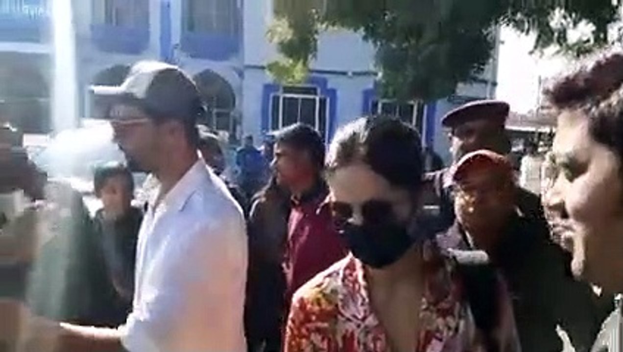 बॉलीवुड अभिनेता विक्की कौशल और कैटरीना कैफ पहुंचे जोधपुर।।