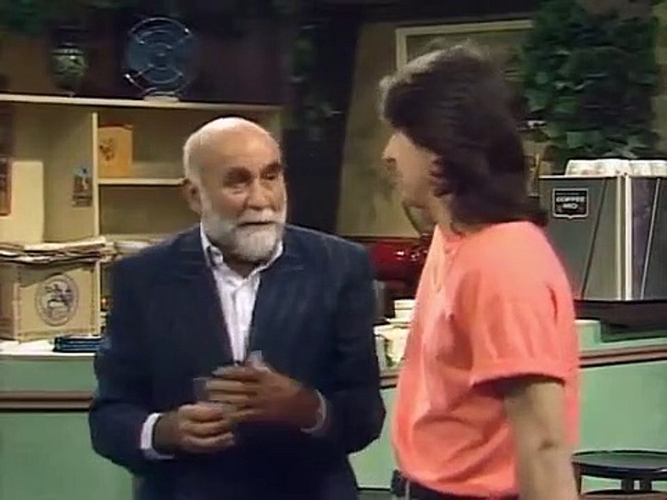 Acropolis Now - Se1 - Ep01 HD Watch HD Deutsch