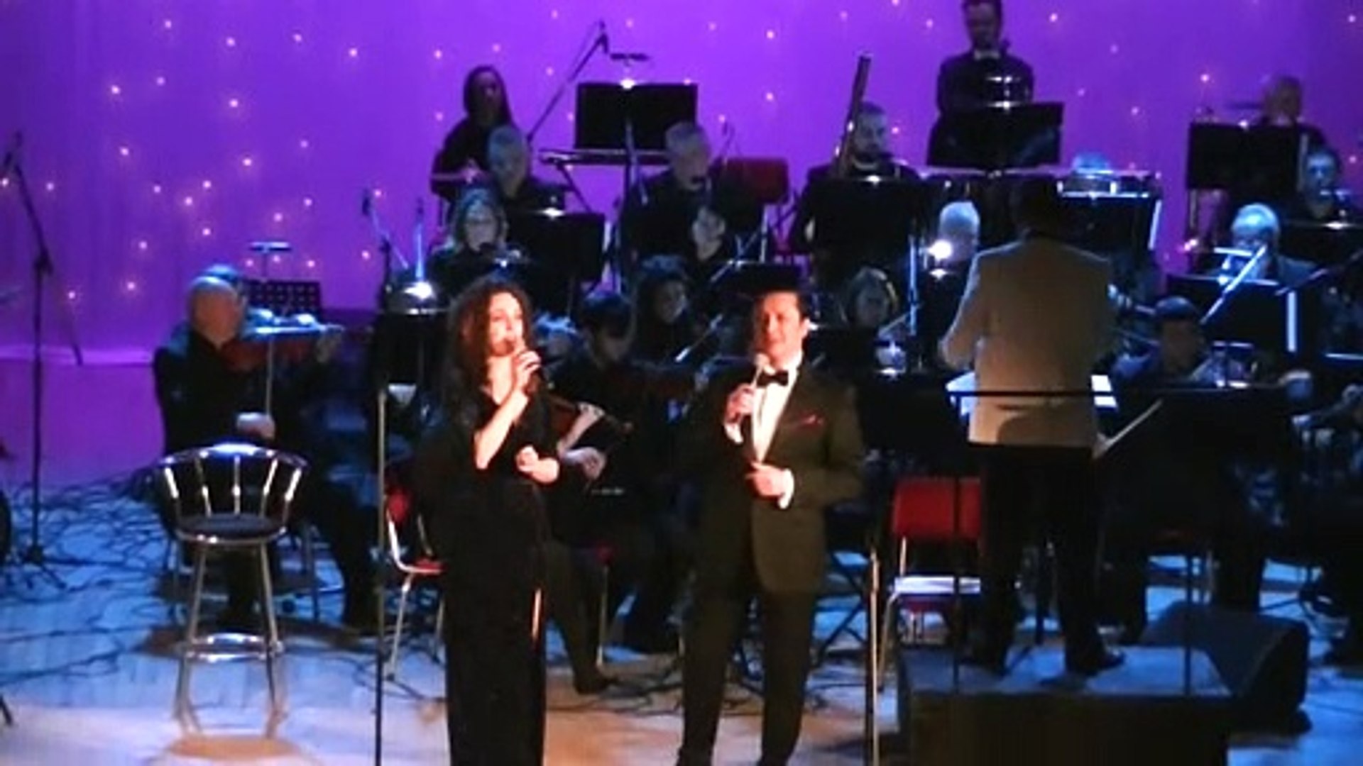 ⁣White Christmas, изпълнява Васил Петров