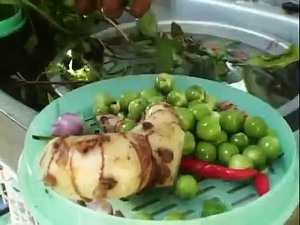 Anthony Bourdain's a Cook's Tour - Se2 - Ep10 - Singapore - New York in Twenty Years HD Watch HD Deutsch