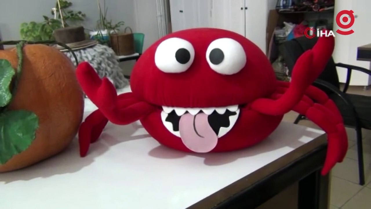 5 yıldır atık malzemeleri geri dönüştürerek yeni objeler üretiyor