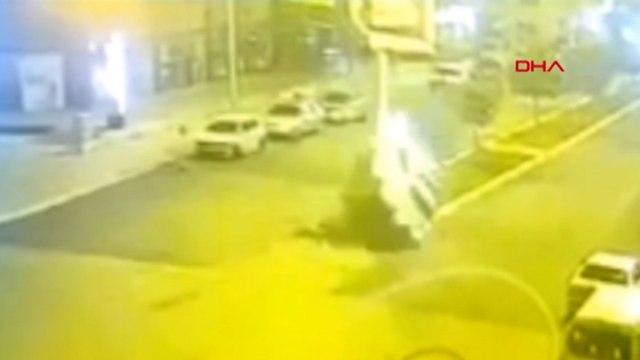 Takla atan araçtan hafif yaralı kurtuldu