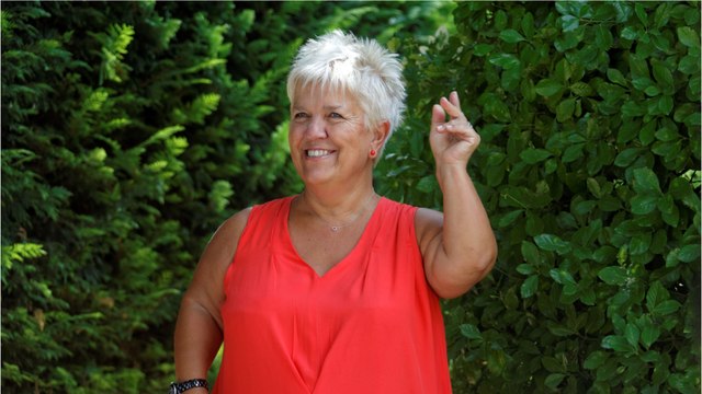 VOICI - C'est très confortable : les révélations de Mimie Mathy sur son salaire dans Joséphine Ange Gardien