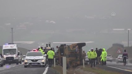 DİYARBAKIR - Askeri araç devrildi, 6 asker yaralandı