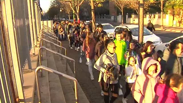 Más de 17.000 aficionados acuden al entrenamiento del Betis