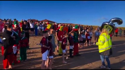 Jade Thirlwall and hundreds of fundraisers take part in Boxing Day Dip for Cancer Connections