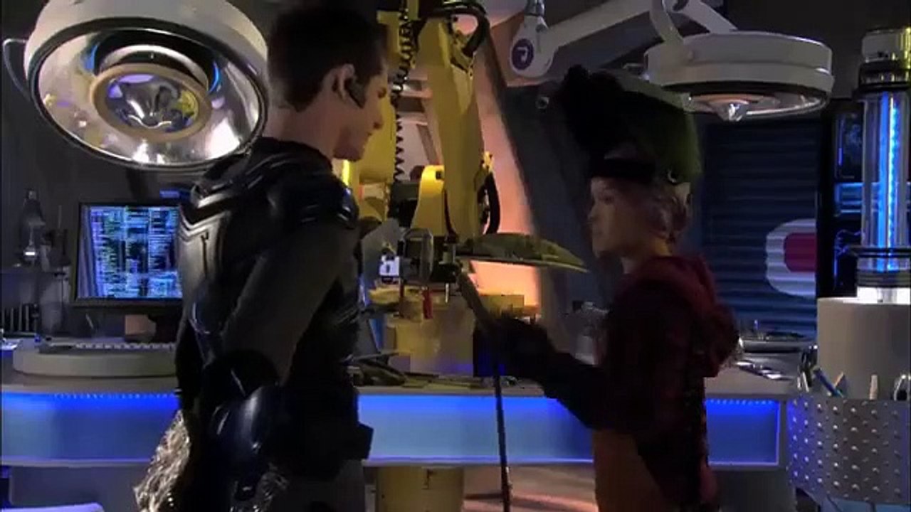 Aaron Stone - Se2 - Ep10 - Tracker $$ Field HD Watch