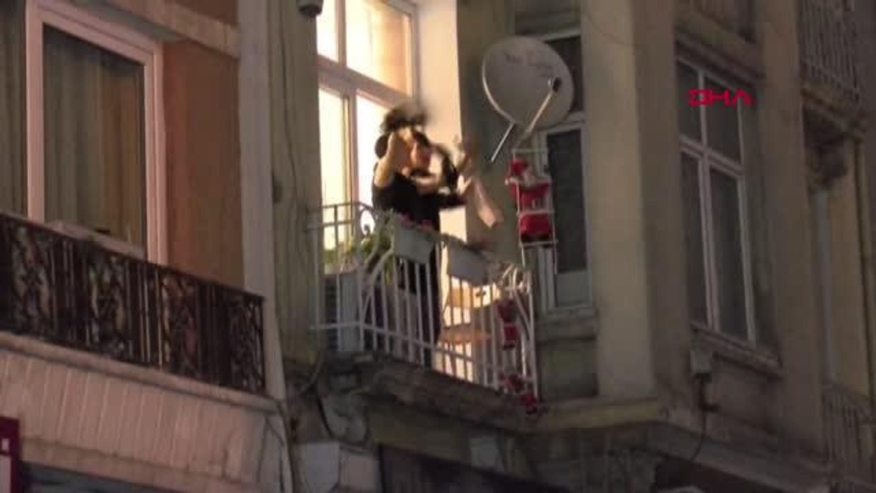 İSTANBUL-ŞİŞLİ'DE GENELEKSEL YENİ YIL KUTLAMASI