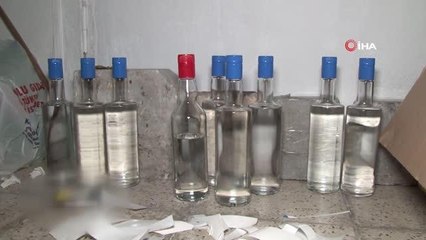 Yılbaşı öncesi şok denetim: Esenyurt'ta bir depoda yarım ton sahte alkol ele geçirildi