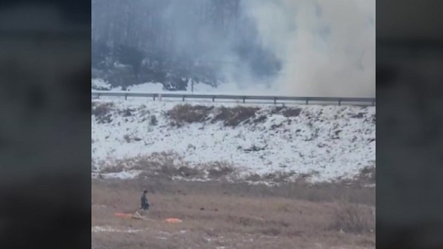'北 무인기 대응' 경공격기 추락...조종사 2명 탈출 / YTN