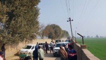 महियांवाली के ग्रामीणों ने वाहनों को रोककर किया आंदोलन