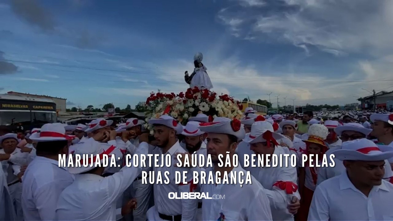 Marujada: cortejo saúda São Benedito pelas ruas...