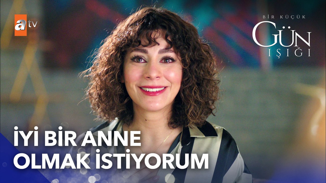 Dila, iyi bir anne olmak için ilk adımı atıyor... - Bir Küçük Gün Işığı 17. Bölüm