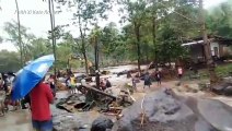 Al menos una decena de muertos y miles evacuados por inundaciones en Filipinas