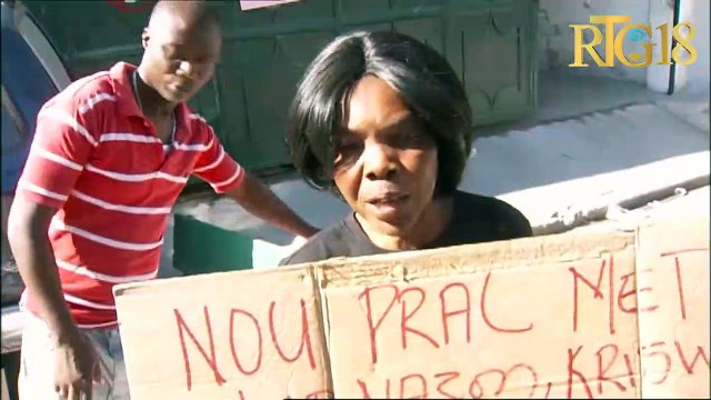 Protestasyon Abitan nan katye Solino pou mande Leta Santral peye tout Pèsonèl Sant sante Solino.