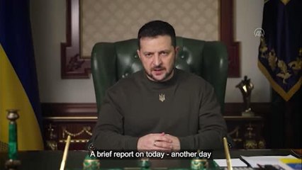 Ukrayna Devlet Başkanı Zelenskiy, Donbas'ta sıcak çatışmaların sürdüğünü belirtti