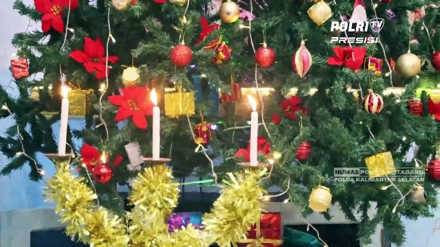 Kapolres Kotabaru Beserta Wakil Bupati Kotabaru Meninjau Gereja