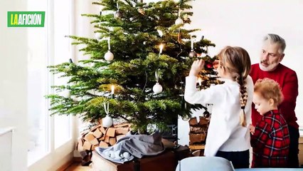 Mohamed Salah recibe críticas por foto con su familia celebrando Navidad