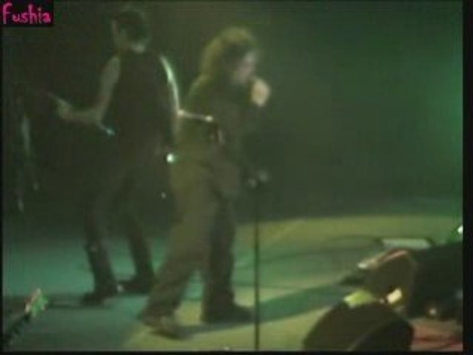 Cure - Bercy 2008 - 32 - Freak show