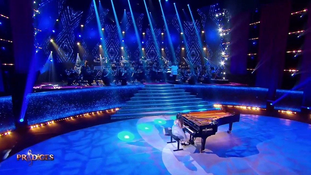 Lucie 9 ans piano _Fantaisie-impromptu_ de Chopin - Prodiges Saison 8 _ finale