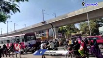 Huge Traffic Jam At Kukatpally-Erragadda Route _ Hyderabad _ V6 News