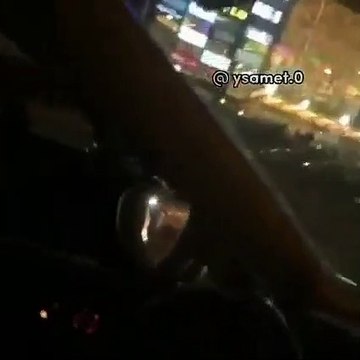 Trafikte camı açıp Araban çok güzelmiş dedi: Saniyeler sonra olanlara bakın