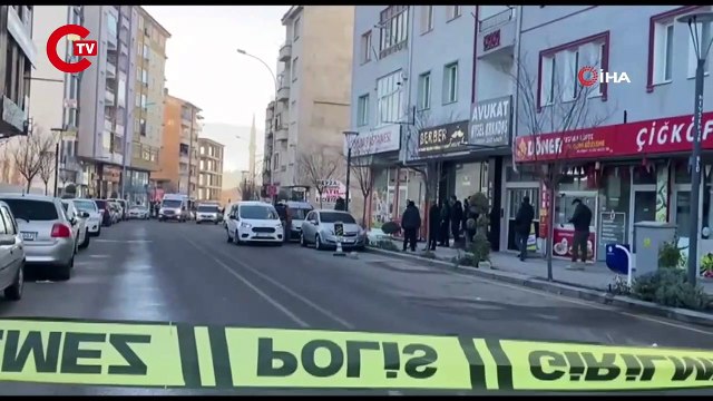 Etrafa rastgele ateş açtı, emniyet müdürü ikna etti