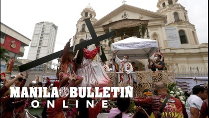 Blessing of Black Nazarene replicas lines up along Quezon Bridge Manila