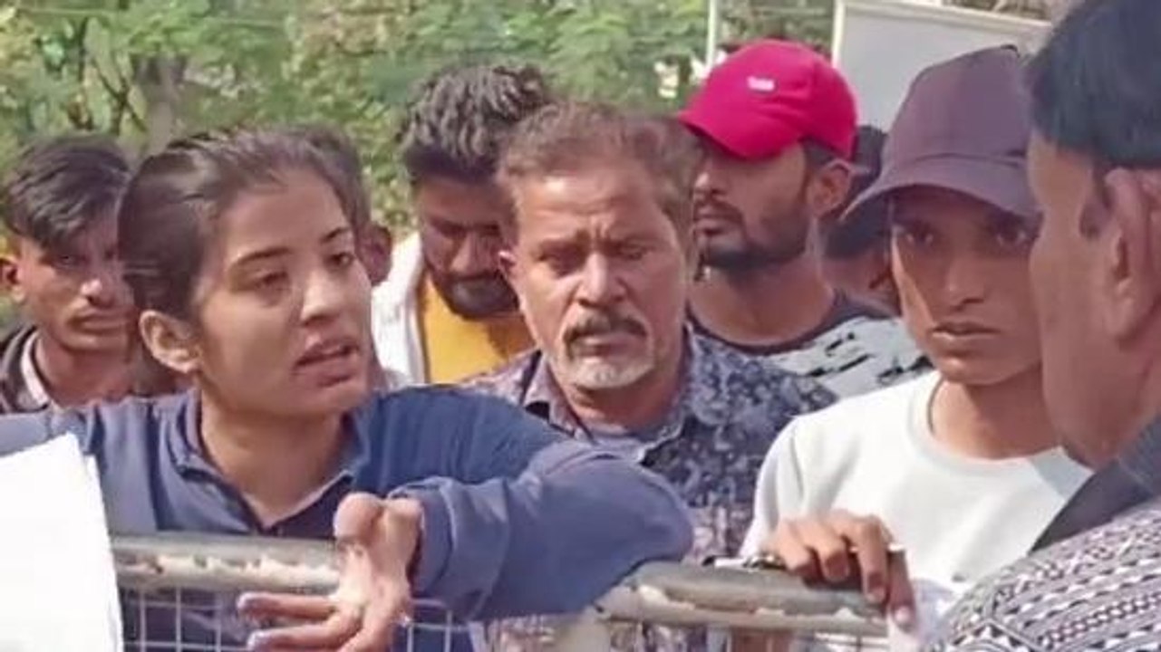 छिंदवाड़ा: बहन उतरी भाई की मौत के जिम्मेदारों पर कार्यवाही करवाने, पुलिस संदेह के घेरे मे