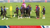 Replay : 15 minutes d'entraînement avant Paris Saint-Germain - RC Strasbourg