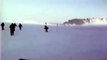 Picadito de Fútbol en Base Antártica Artigas después de 10 días de  un duro encierro por el clima (1988)