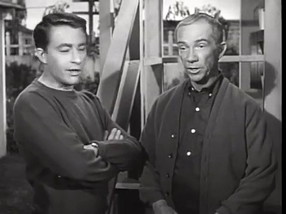 My Favorite Martian - Se1 - Ep10 HD Watch HD Deutsch