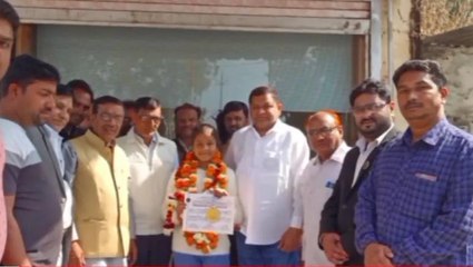 अलीराजपुर: जिले की बेटी ने बॉक्सिंग जूनियर वर्ग में जीता स्वर्ण पदक,विधायक ने दी बधाई