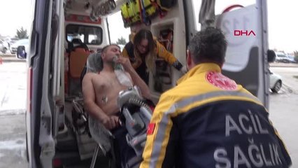 ŞİKAYETÇİ OLAN EŞİNİN 3 YAKININI BIÇAKLAYAN ŞÜPHELİ İLE OĞLU TUTUKLANDI