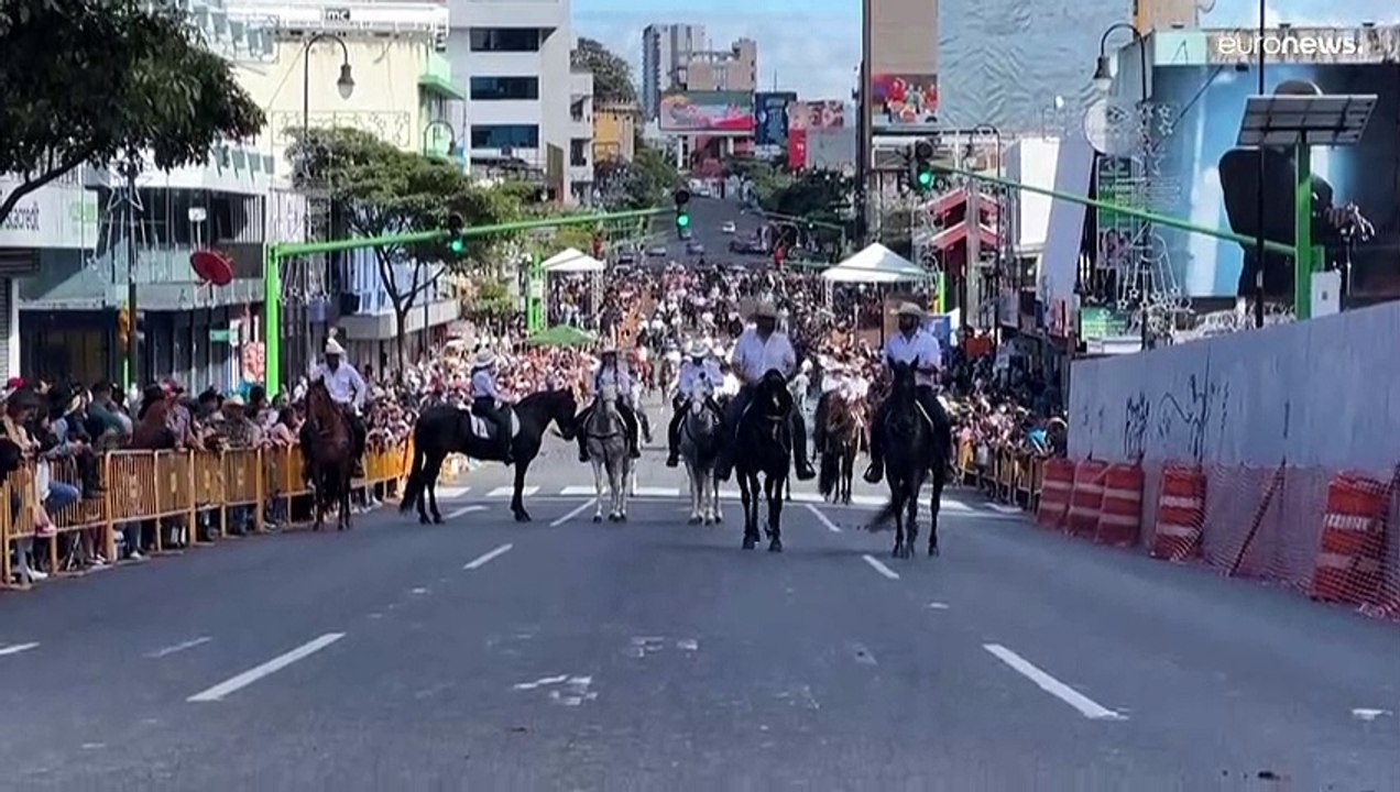 'Volkssymbol': Hunderte Reiter präsentieren Können in Costa Rica